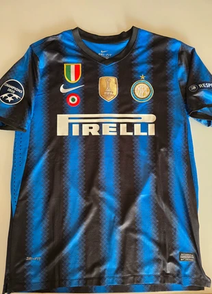 Maglia Inter triplete 2010/2011 Sneijder, brand: Nike, condizioni: Nuovo senza cartellino, taglia: XL, €40.00, €42.70 include la Protezione acquisti