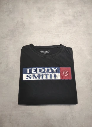 T-shirt manches courtes Teddy Smith taille XS logo brodée, marke: Teddy Smith, zustand: Gut, größe: XS, 4,00 €, 4,90 € inklusive Vinted-Käuferschutz