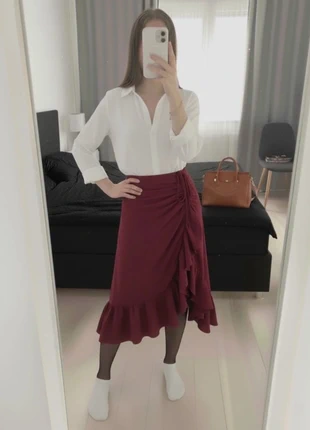 Jupe midi bordeaux à volants et fronces, marca: meiya, estado: Muito bom, tamanho: S / 36 / 8, €38.90, €41.55 inclui Proteção do Comprador