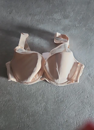 Soutien gorge moule Nude gorteks 110G, marque: Gorteks, état: Neuf sans étiquette, taille: 110G, 15,00 €, 16,45 € Protection acheteurs incluse