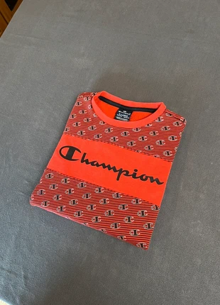 Sweat Champion vintage rouge taille S, marque: Champion, état: Très bon état, taille: S, 25,00 €, 26,95 € Protection acheteurs incluse