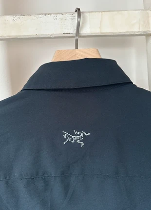 Chemise Arc’teryx , poches zippées - Gorpcore - taille M - bon état - charme du temps, marca: Arc'teryx, estado: Bom, tamanho: M, €80.00, €84.70 inclui Proteção do Comprador