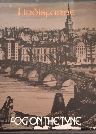 Lindisfarne Fog On The Tyne LP, condizioni: Buone, €5.00, €5.95 include la Protezione acquisti