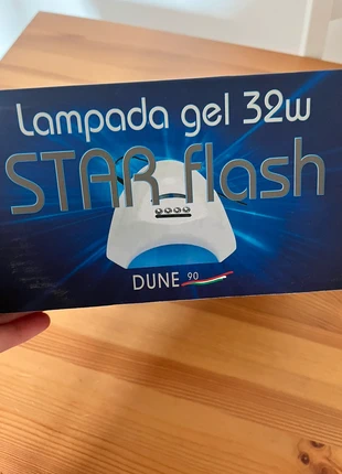 Lampada led, condizioni: Nuovo con cartellino, €10.00, €11.20 include la Protezione acquisti