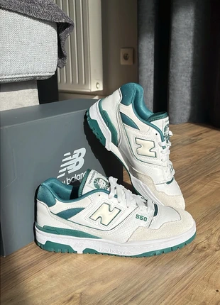 Basket New Balance 550 Taille 39.5, brand: New Balance, condizioni: Ottime, taglia: 39.5, €61.00, €64.75 include la Protezione acquisti