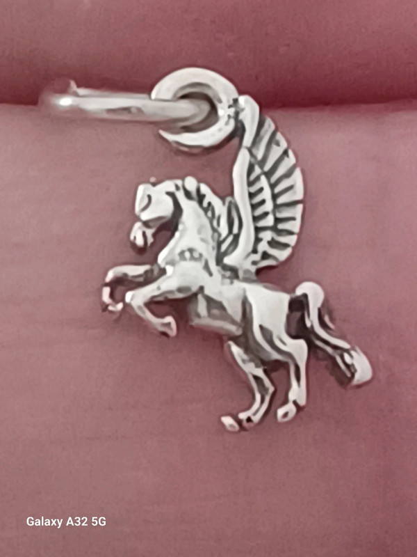 Vtg.Sterling silver " Pegasus" flying horse pendant/ charm 1