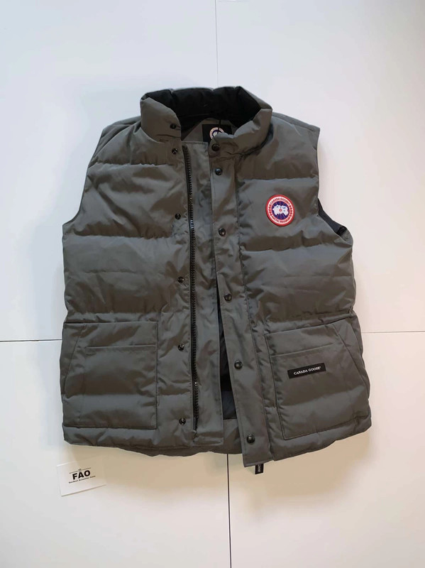 Canada goose sales bodywarmer grey