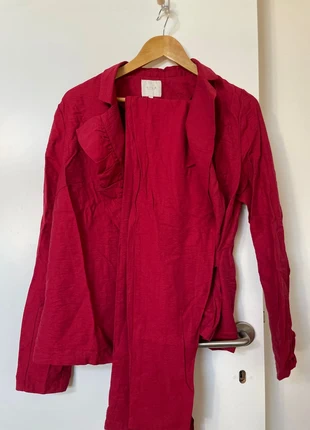 Tailleur rouge fluide, marque: Vila, état: Très bon état, taille: S / 36 / 8, 12,00 €, 13,30 € Protection acheteurs incluse