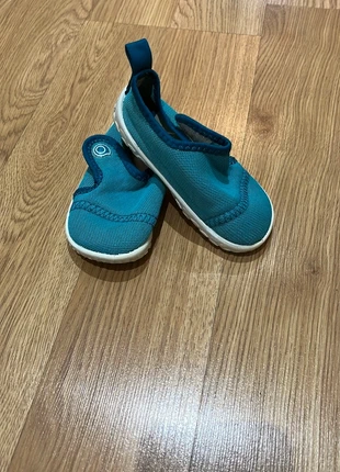 Escarpines Niño Decathlon, merk: Decathlon, staat: Heel goed, maat: 22, € 2,00, € 2,80 inclusief Kopersbescherming