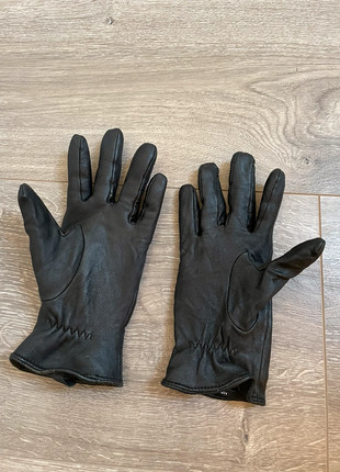 Numeriek Overname scannen Leren dames handschoenen van de Hema - Vinted