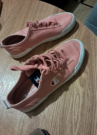 Bascket en toile, marque: Champion, état: Très bon état, taille: 39, 12,00 €, 13,30 € Protection acheteurs incluse