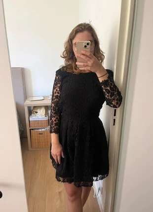 Robe noir effet dentelle Ba&sh, merk: Ba&sh, staat: Goed, maat: M / 38 / 10, € 30,00, € 32,20 inclusief Kopersbescherming