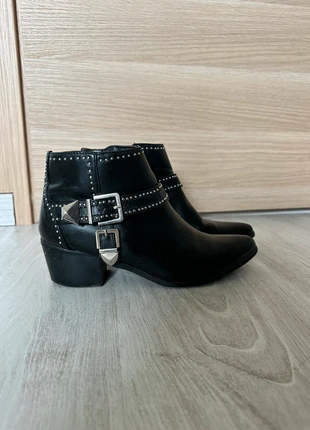 Bottines pimkie noir, merk: Pimkie, staat: Goed, maat: 37, € 3,50, € 4,38 inclusief Kopersbescherming