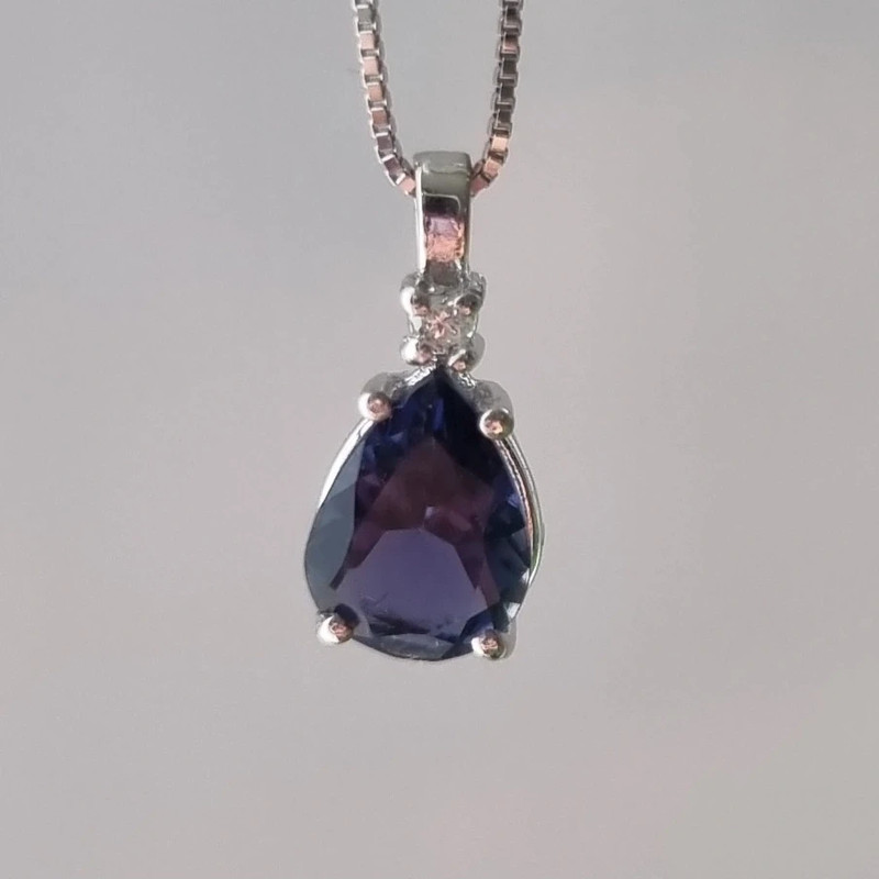 New Ladies 18kt white gold necklace with diamond and iolite 4