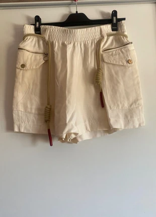 Short Zara blanc cassé , marca: Zara, estado: Muy bueno, tamaño: M / 38 / 10, 13,00 €, 14,35 € Protección al comprador incluida