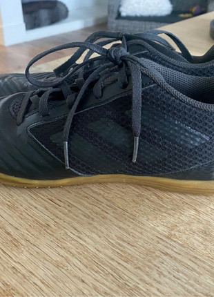 Izgs Adidas Predator zaalvoetbalschoenen 41 1 3 Vinted