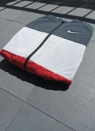 Sweat Nike Air à capuche zippée – tricolore noir blanc rouge – taille S – très bon état, merk: Nike, staat: Heel goed, maat: S, € 18,00, € 19,60 inclusief Kopersbescherming