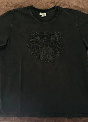 T-shirt Kenzo Man with embroidered logo - Maglietta Kenzo uomo con logo ricamato, marca: Kenzo, estado: Muy bueno, tamaño: M, 40,00 €, 42,70 € Protección al comprador incluida