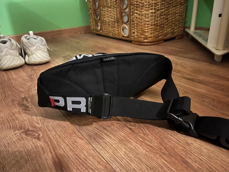 Supreme waist bag on sale replica