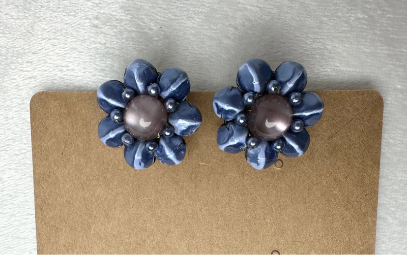 Vintage Blue Flower Clip Earrings 2