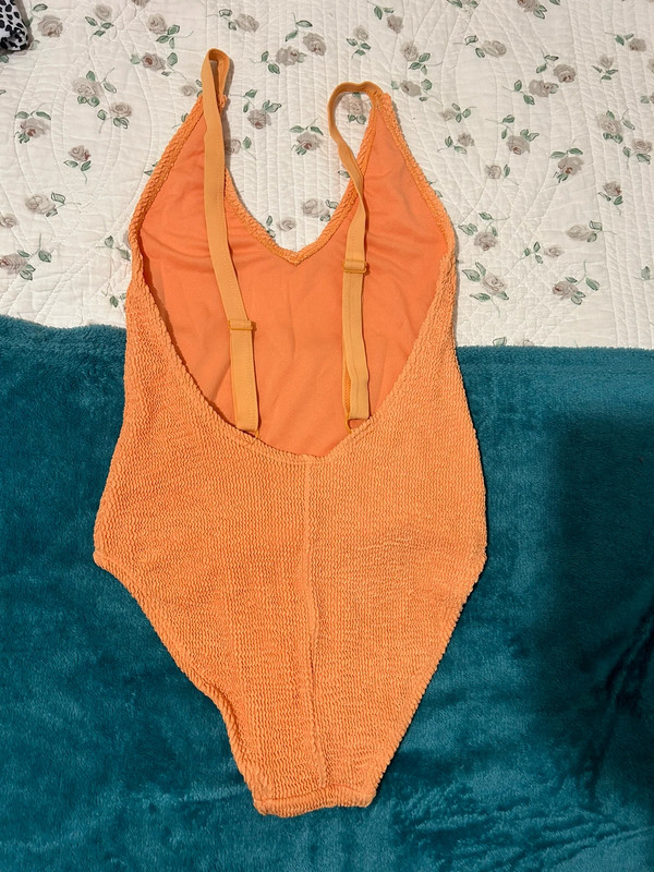 maillot de bain une pièce orange 2