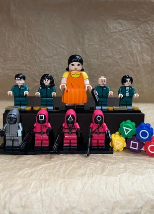 Set di 9 Minifigure squid game + in regalo gioco GONGGI, brand: Squid Game, condizioni: Ottime, taglia: Taglia unica, €29.00, €31.15 include la Protezione acquisti