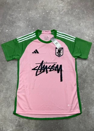 Maillot Japon concept rose vert stussy M, marque: Stüssy, état: Très bon état, taille: M, 25,00 €, 26,95 € Protection acheteurs incluse