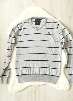 Pull gris en coton col V à rayures Angelo Litrico taille M, marque: Angelo Litrico, état: Très bon état, taille: M, 8,00 €, 9,10 € Protection acheteurs incluse