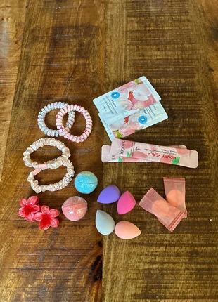 Lot beauté 2, marque: Scoop, état: Neuf avec étiquette, 4,00 €, 4,90 € Protection acheteurs (Pro) incluse