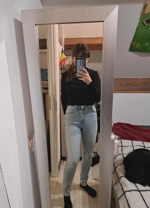 Jean skinny taille 36 H&M, marque: H&M, état: Très bon état, taille: S / 36 / 8, 6,00 €, 7,00 € Protection acheteurs incluse