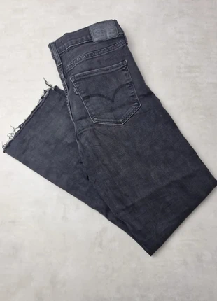 Jean Levi's, marke: Levi Strauss & Co., zustand: Sehr gut, größe: S / 36 / 8, 18,00 €, 19,60 € inklusive Vinted-Käuferschutz