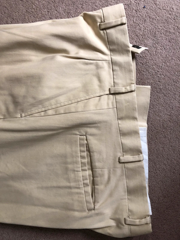 Aquascutum Mens trousers Vinted