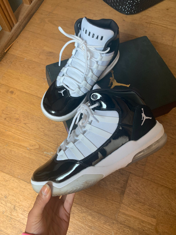 Jordan noir et blanche clearance