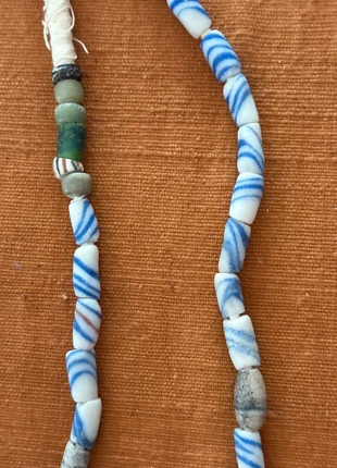 Glass beads, Krobo, pate de verre, marque: Recycled, état: Très bon état, 28,00 €, 30,10 € Protection acheteurs incluse