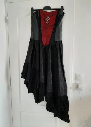 Robe bustier, brand: Punk Rave, condizioni: Ottime, taglia: M / IT 42 / EU 38, €45.00, €47.95 include la Protezione acquisti