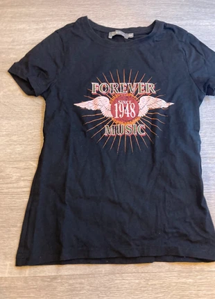 Shirtje, merk: Creatrice, staat: Goed, maat: 10 jaar / 140 cm, € 4,99, € 5,94 inclusief Kopersbescherming