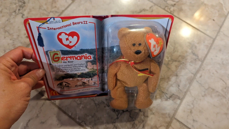 Germania top beanie baby