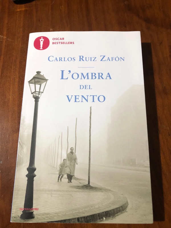 Libro “ L 'ombra del vento”