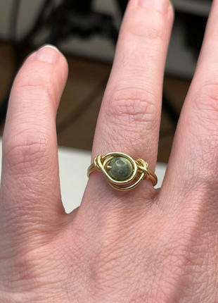 Goudkleurige chrysopraas ring - ringmaat 51 - nieuw, marca: Handgemaakt, estado: Novo sem etiquetas, tamanho: 16,5 mm Ø / 12, €8.00, €9.10 inclui Proteção do Comprador