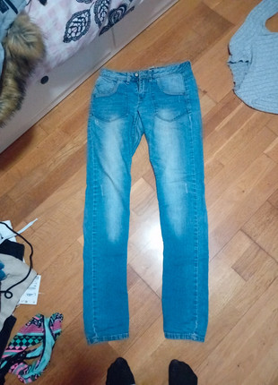 Pantalones vaqueros estilo 2000, marque: Bonito, état: Très bon état, taille: S / 36 / 8, 4,00 €, 4,90 € Protection acheteurs incluse