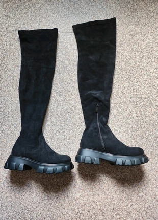 Cuissardes noire effet daim, état: Très bon état, taille: 36, 5,00 €, 5,95 € Protection acheteurs incluse