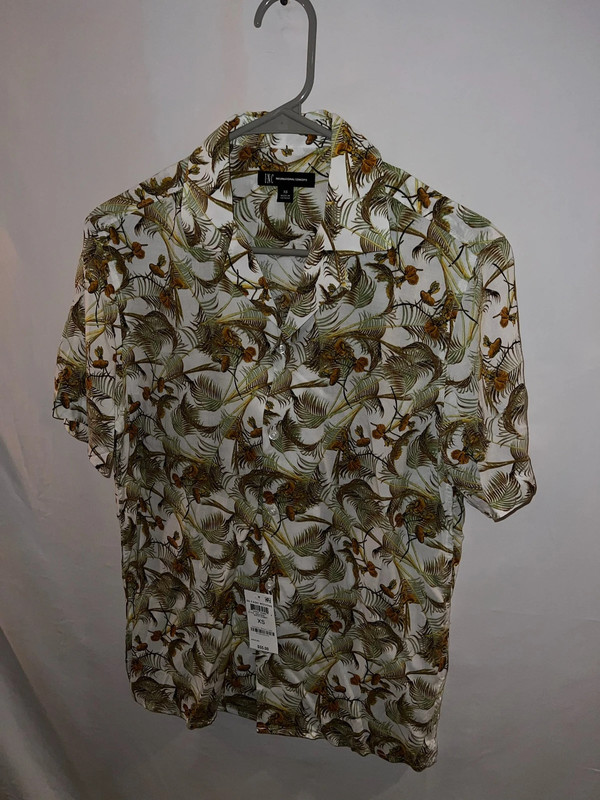 INC (International Concepts) men’s nature pattern button-down collared shirt size XS NWT 4