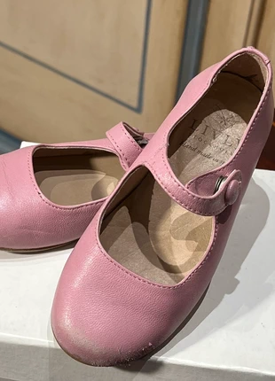 Scarpa a bambola rosa, brand: Livly, condizioni: Buone, taglia: 24, €18.00, €19.60 include la Protezione acquisti