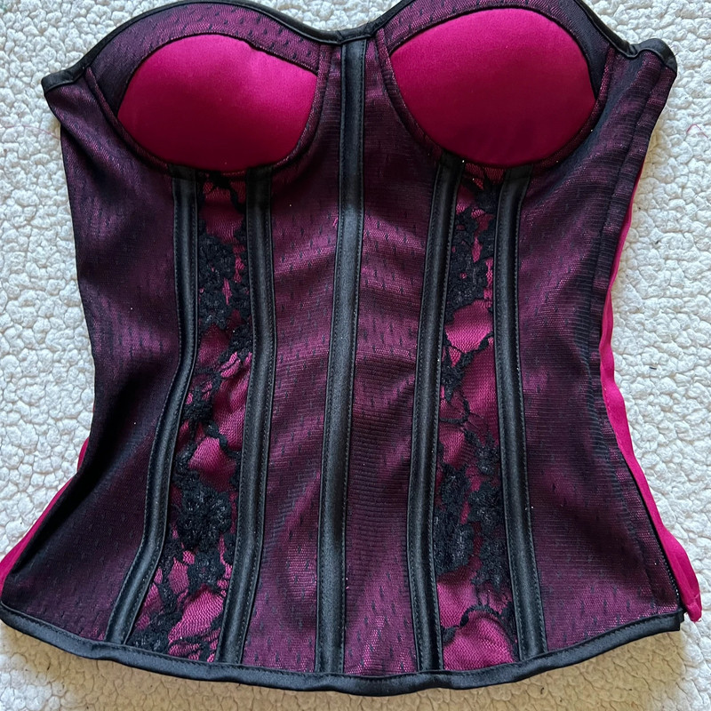 Vintage pink corset top - Charlotte Russe 2