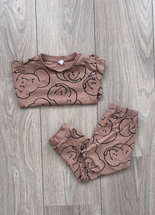 Pyjama 2 pièces bebe garçon 2 ans Zeeman, marque: Zeeman, état: Très bon état, taille: 18-24 mois / 86 cm, 3,00 €, 3,85 € Protection acheteurs incluse