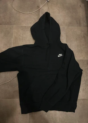 Sweat Nike Noir Sportwear Club, marque: Nike, état: Très bon état, taille: S, 20,00 €, 21,70 € Protection acheteurs incluse