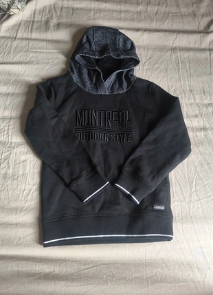 Hoodie WE 110/116, merk: WE, staat: Nieuw zonder prijskaartje, maat: 5 jaar / 110 cm, € 4,50, € 5,43 inclusief Kopersbescherming