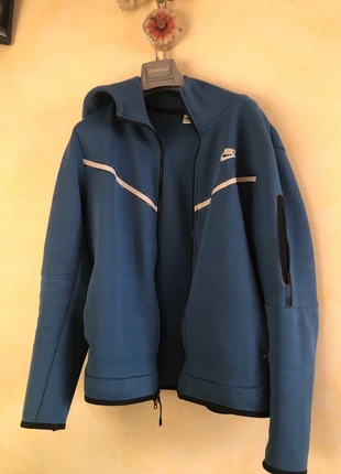 Nike tech, brand: Nike, condizioni: Ottime, taglia: M, €39.00, €41.65 include la Protezione acquisti