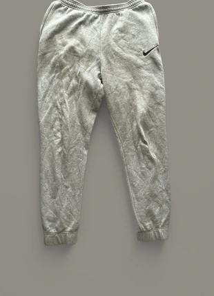 Nike Cuffed Grey Joggers, condition: Very good, size: L, €10.00, €11.20 includes Buyer Protection