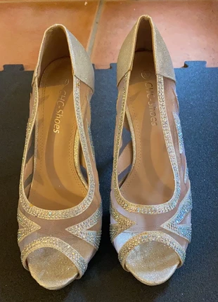 Sapatos super elegantes , marca: CHC-Shoes, estado: Muito bom, tamanho: 38, €10.00, €11.20 inclui Proteção do Comprador